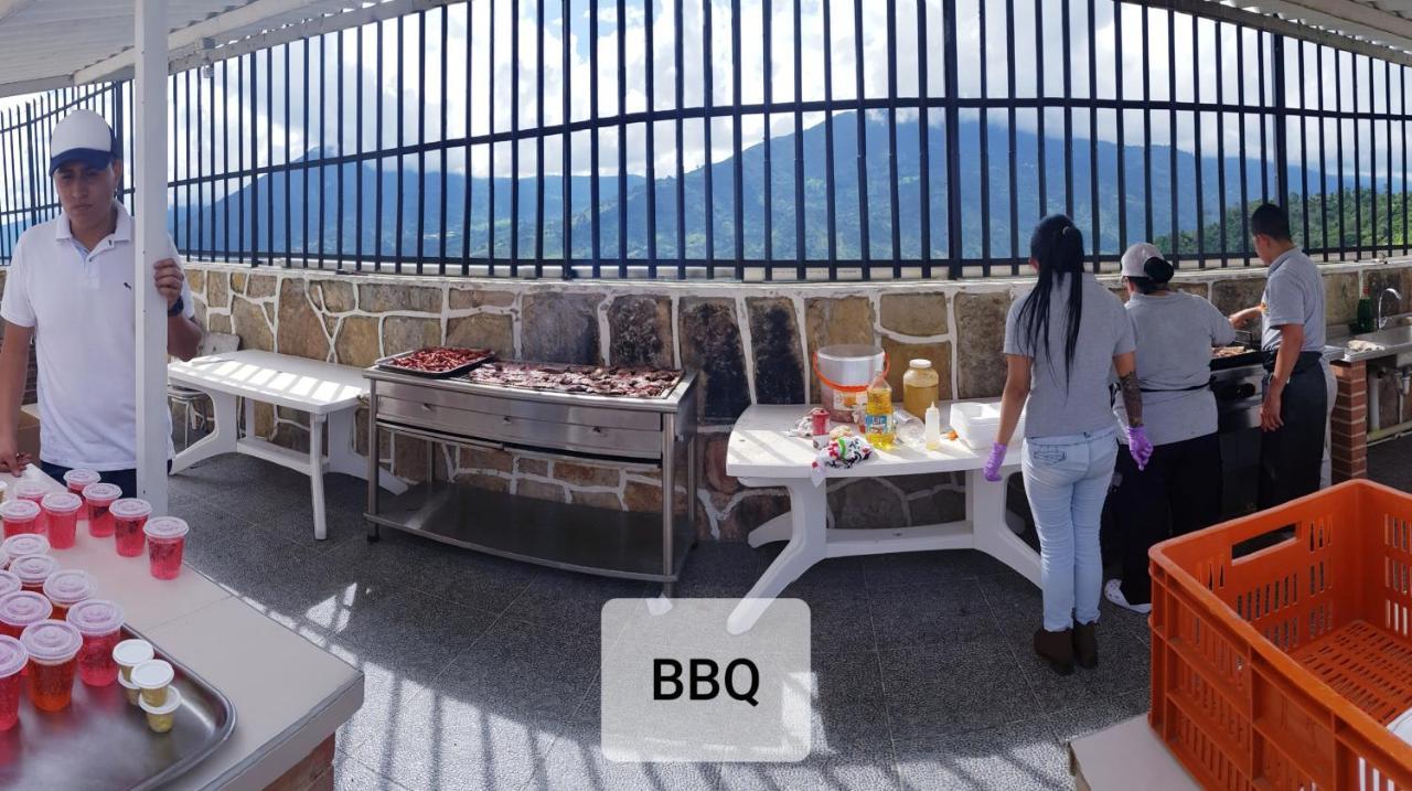 Hotel Barcelona チナウタ エクステリア 写真